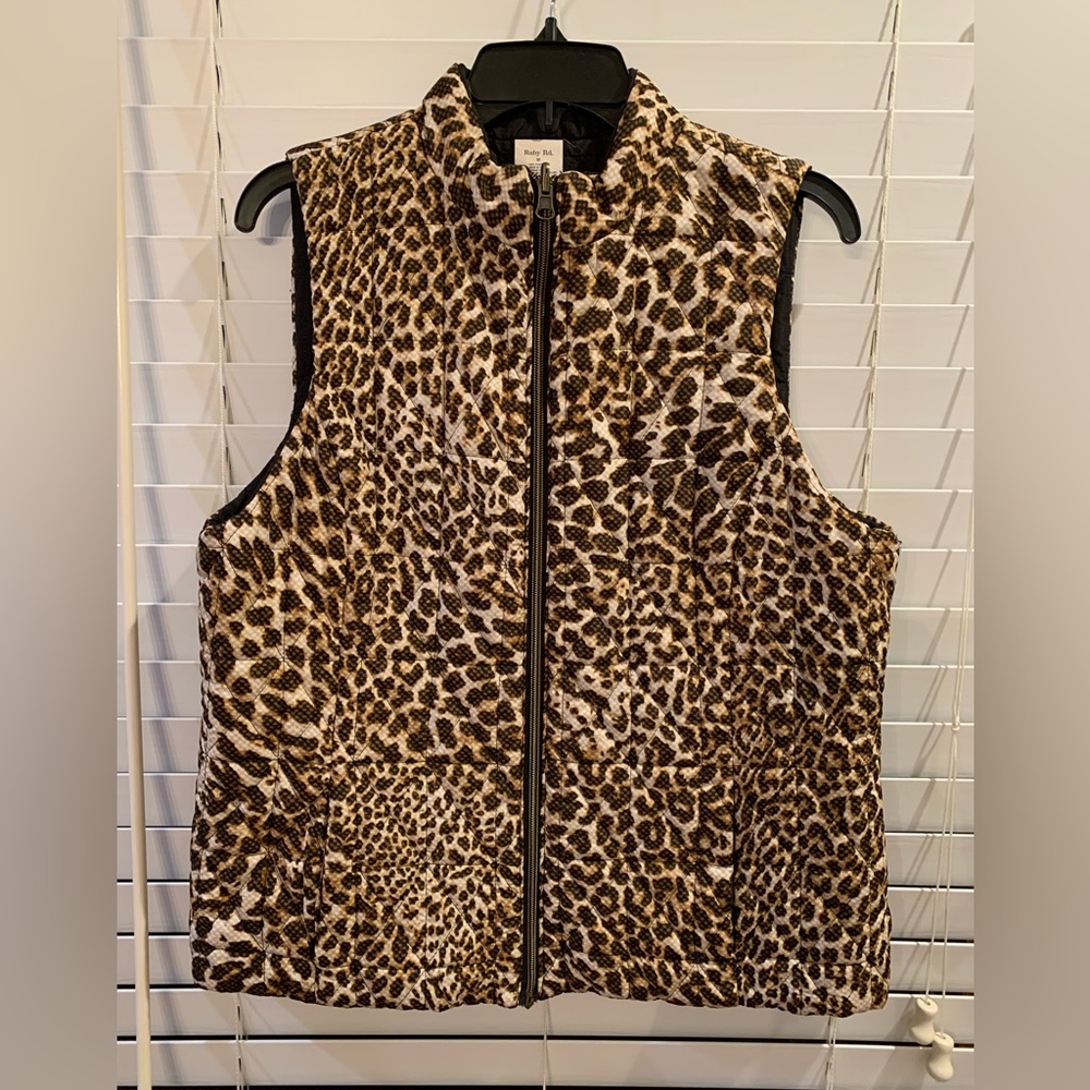 Ruby Rd Women’s Sz Medium Brown Black Leopard Quilted Reversible Vest